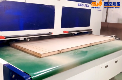 FBG4 通過式變形槽開槽機